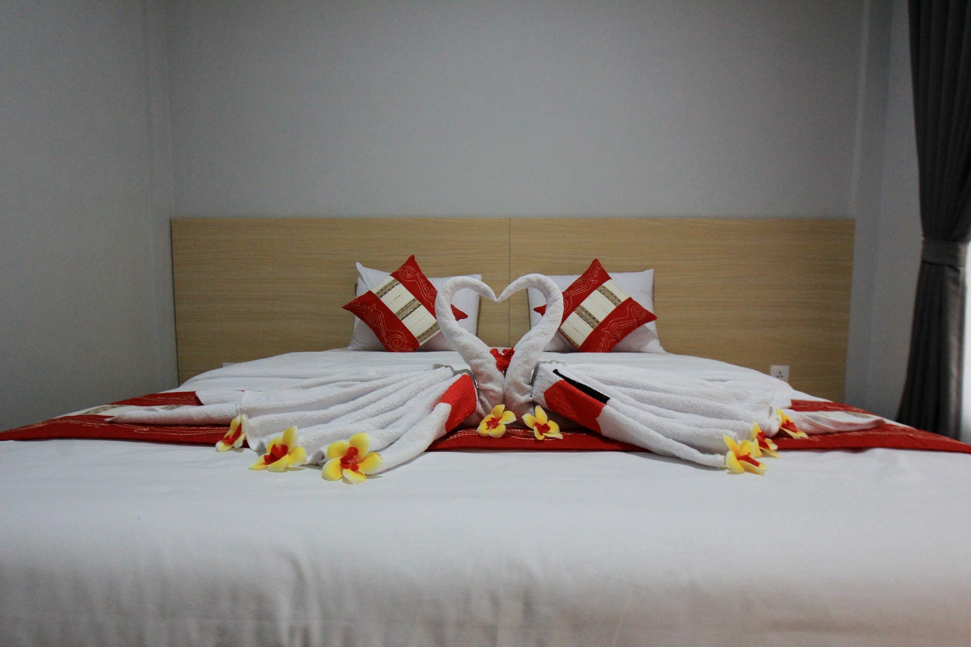 Tom Guest House Легиан Экстерьер фото